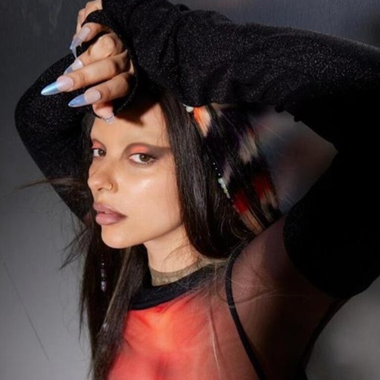 Jade Press shot 1